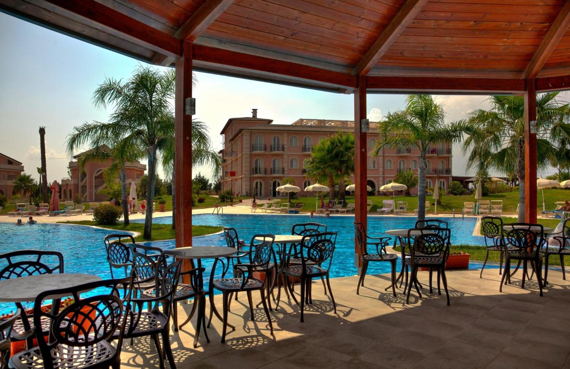 Bv Airone Resort Marina di Sibari Exterior foto